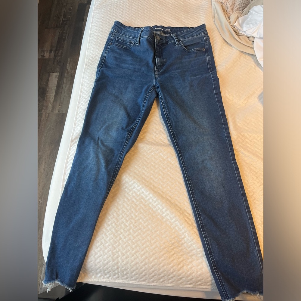 old navy stretch size 8 great condition!